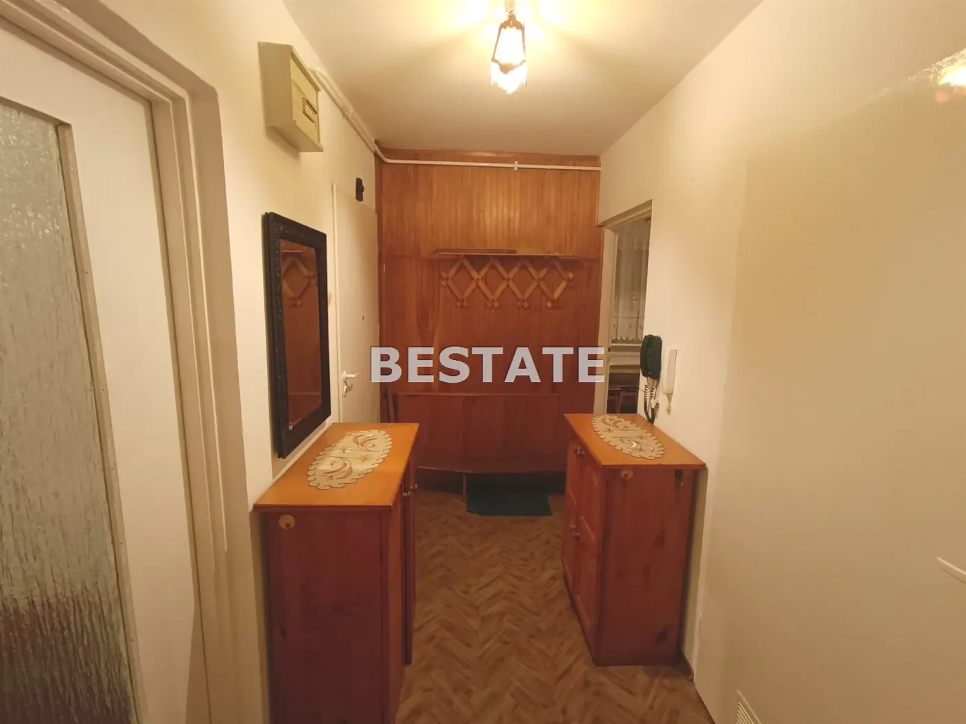 M3, duży zamknięty parking, centrum Pabianic