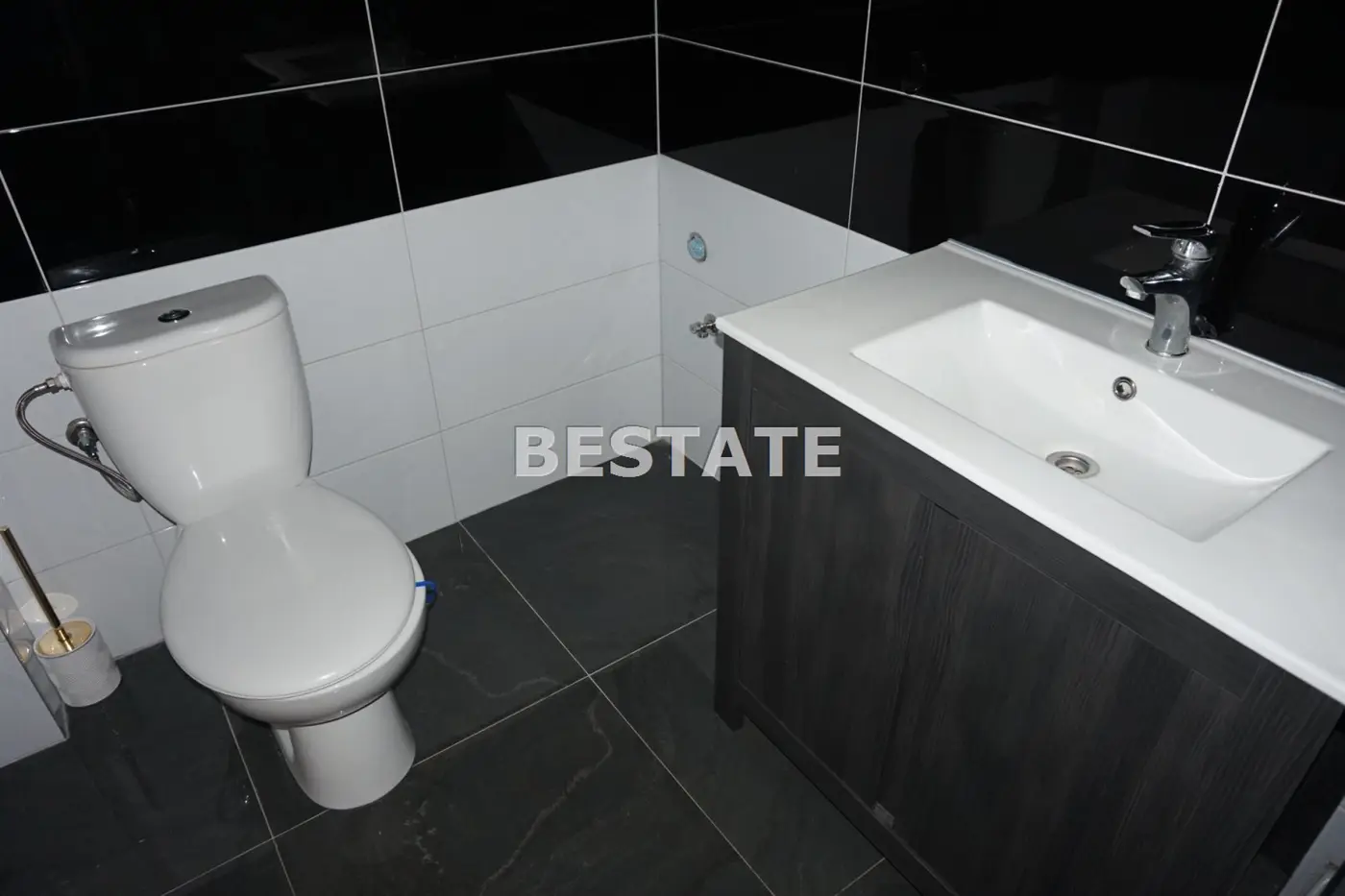 Mieszkanie 3-pokojowe, teren zamknięty, winda