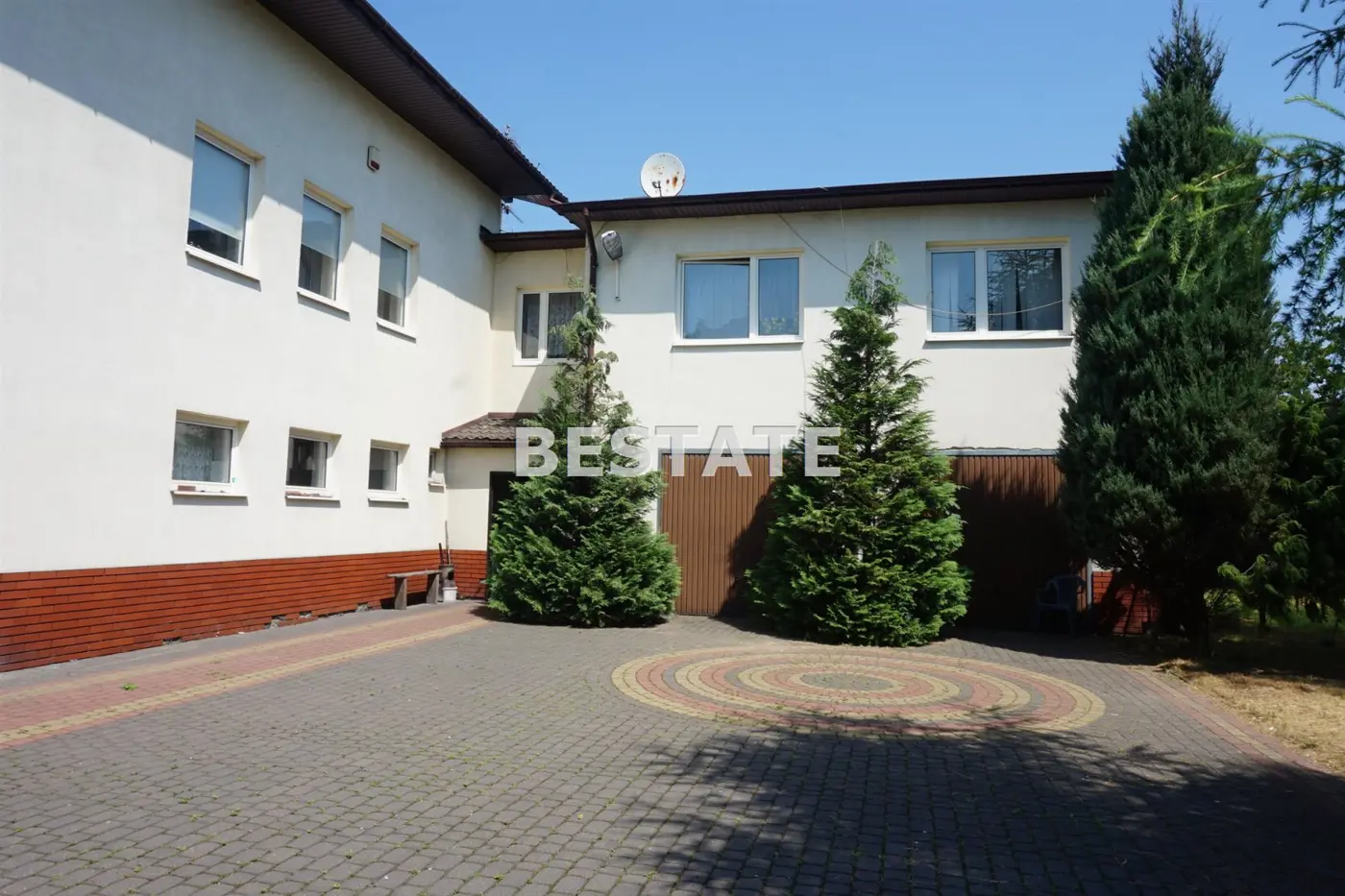 Budynek mieszkalny i produkcyjny, 640 m.kw