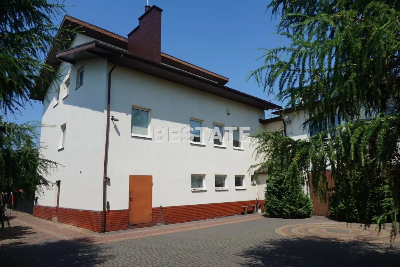 Budynek mieszkalny i produkcyjny, 640 m.kw