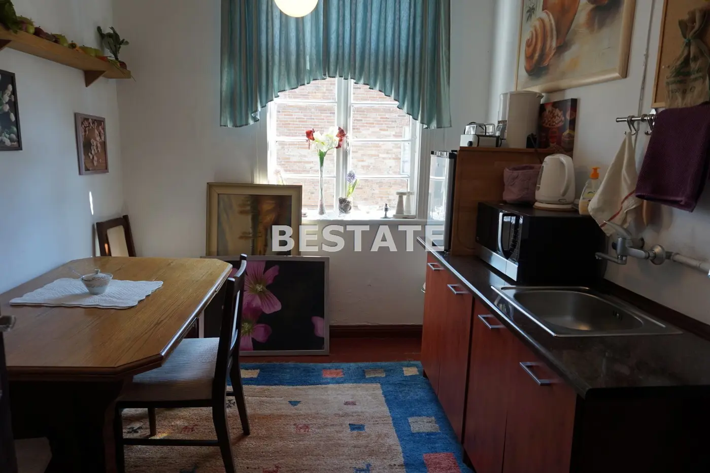 Dom/pensjonat w pobliżu lasu