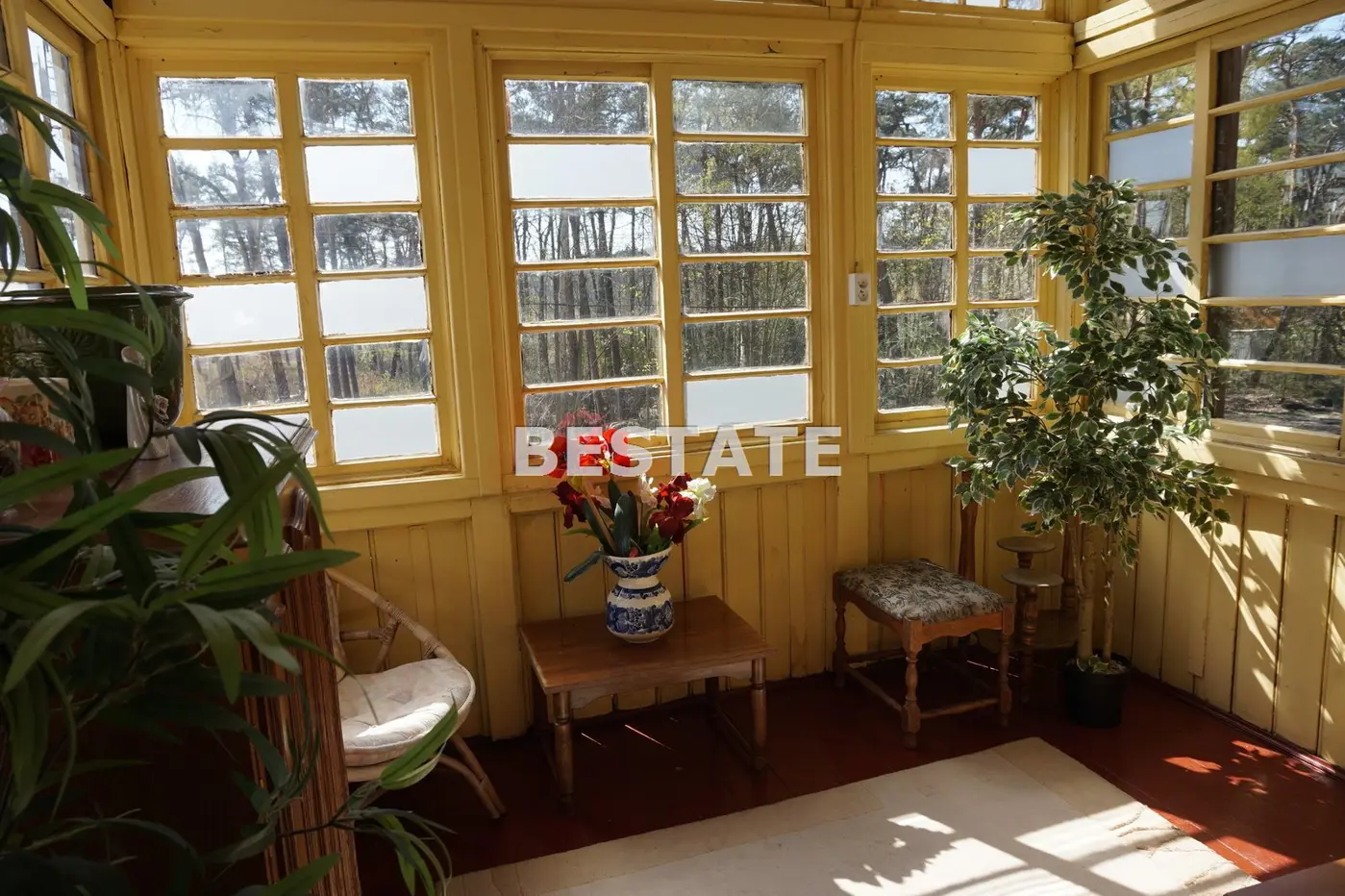 Dom/pensjonat w pobliżu lasu