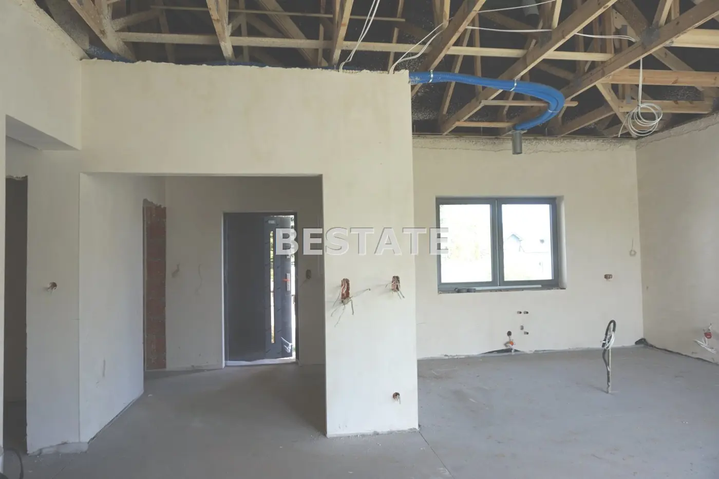 Nowoczesny dom jednorodzinny w spokojnej okolicy