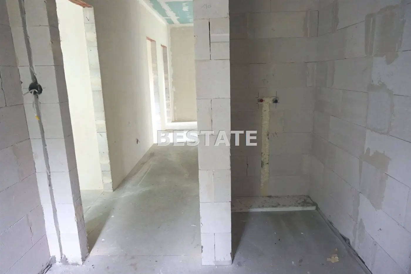 Funkcjonalny, parterowy dom , st. deweloperski