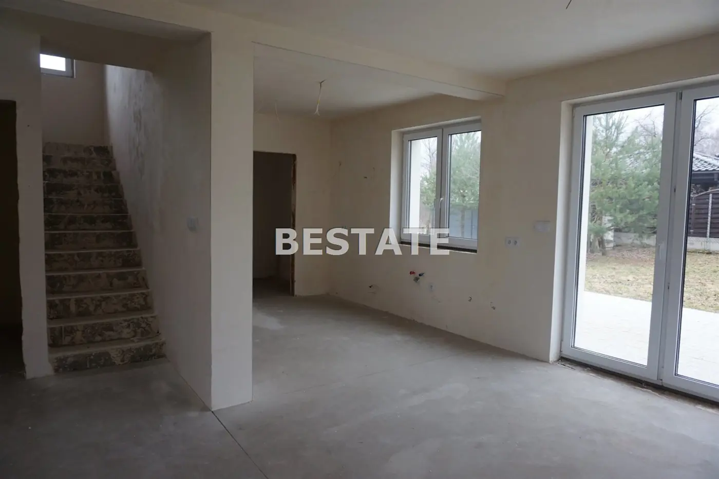 Wolnostojący 5-pokojowy dom, blisko lasu