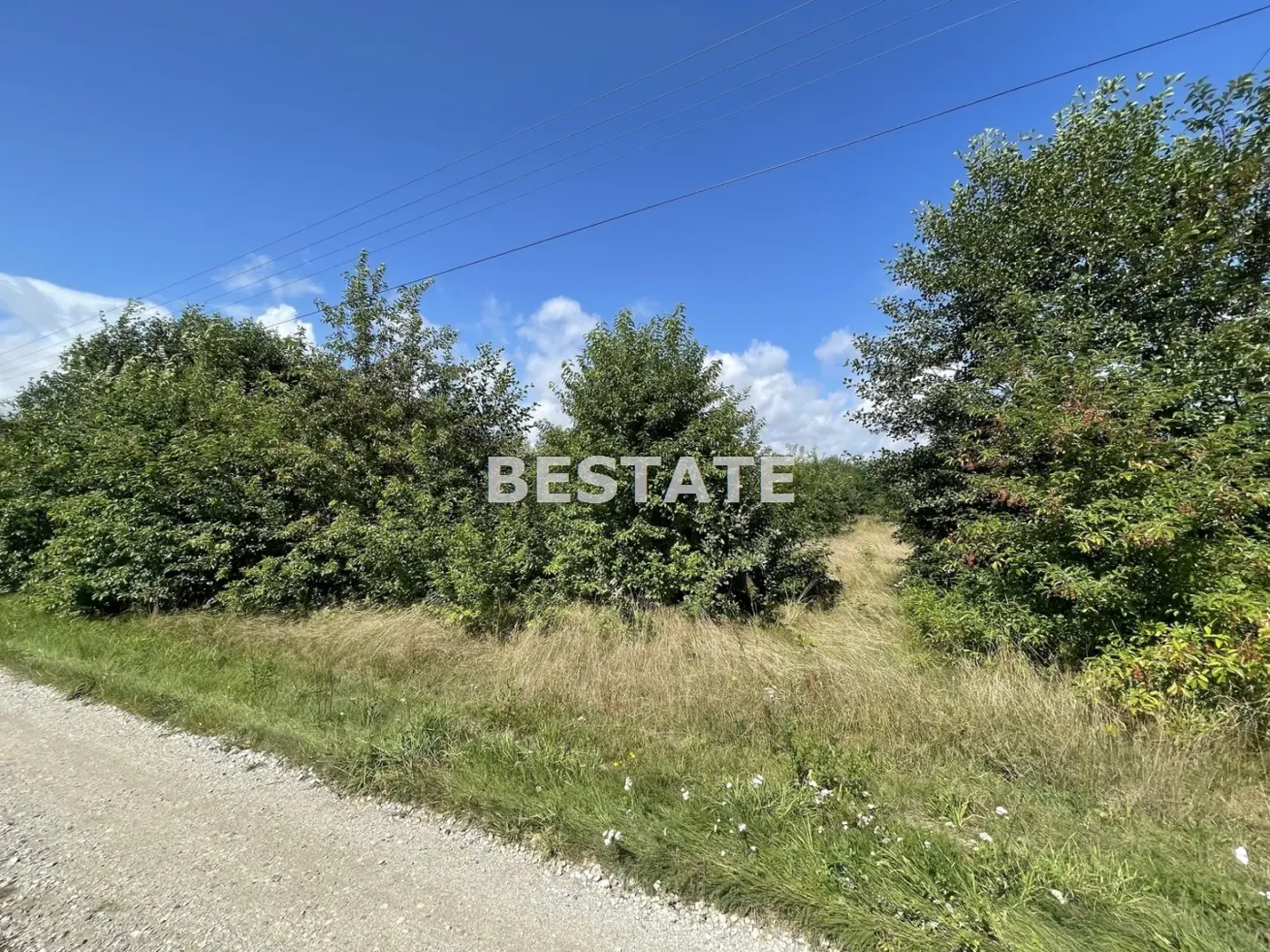 Działka pod duży dom w otoczeniu zieleni