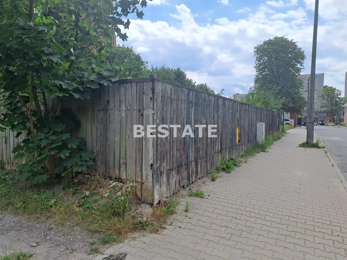 Działka budowlano-usługowa w centrum miasta