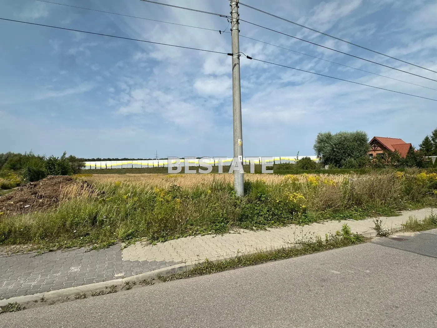 Duża działka- Róża-gm. Dobroń