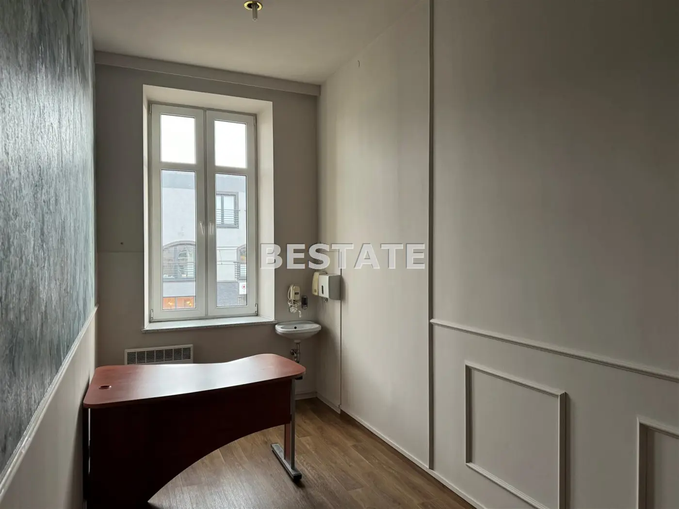 104m2 pod usługi, gabinety, centrum miasta