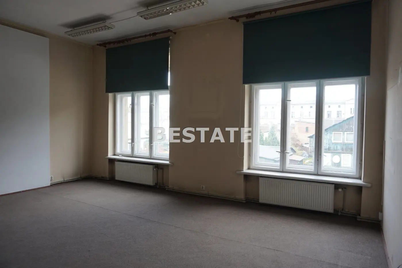 Lokal biurowy 100 m2 w centrum miasta