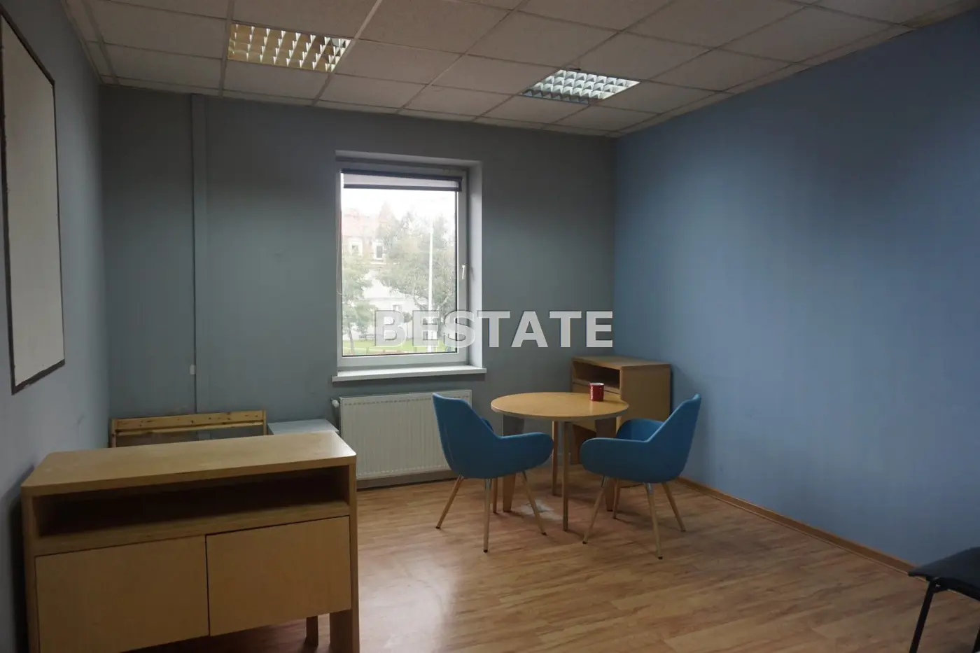 Lokal biurowo-handlowy w świetnej lokalizaji