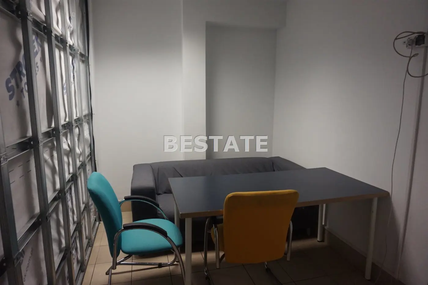 Lokal biurowo-handlowy w świetnej lokalizaji