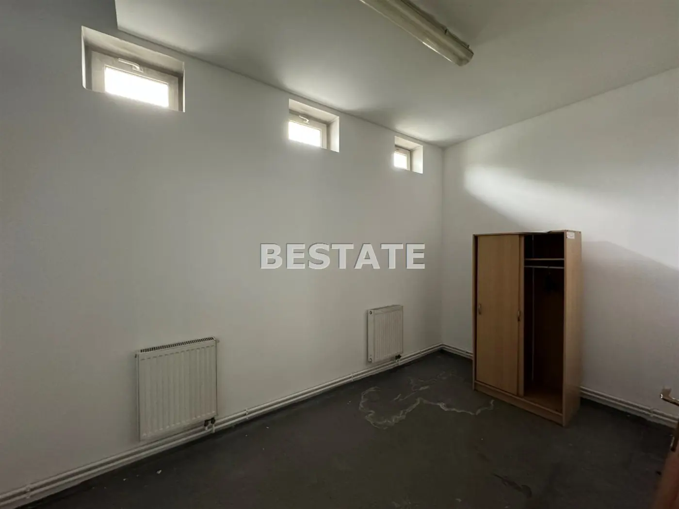 Lokal 70 m.kw. do wynajęcia, ul. Pabianicka