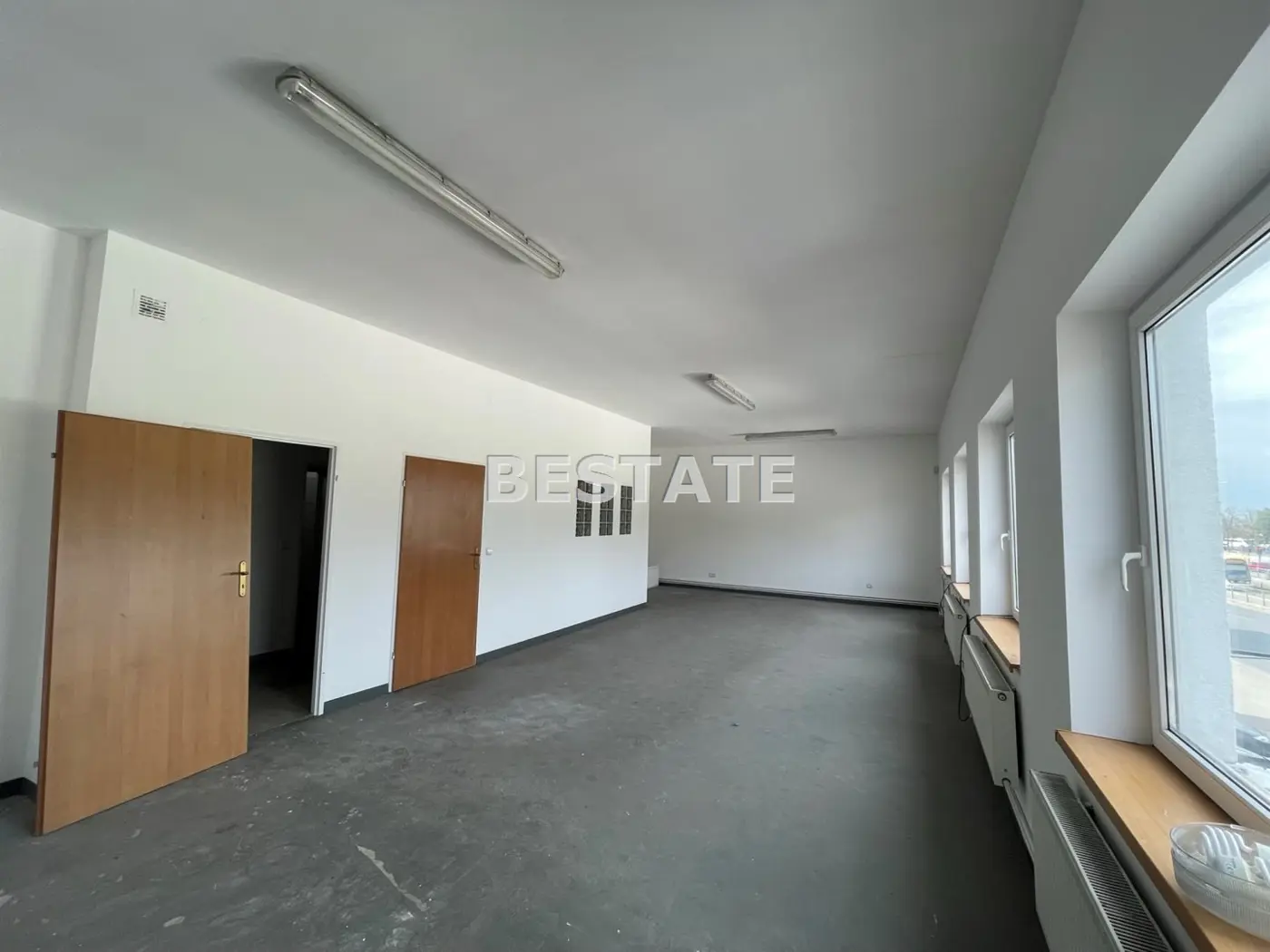 Lokal 70 m.kw. do wynajęcia, ul. Pabianicka