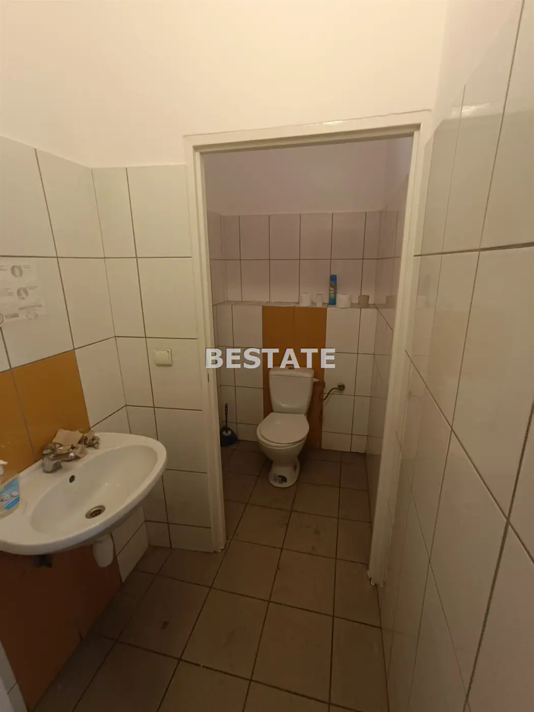 Lokal 70 m.kw. do wynajęcia, ul. Pabianicka