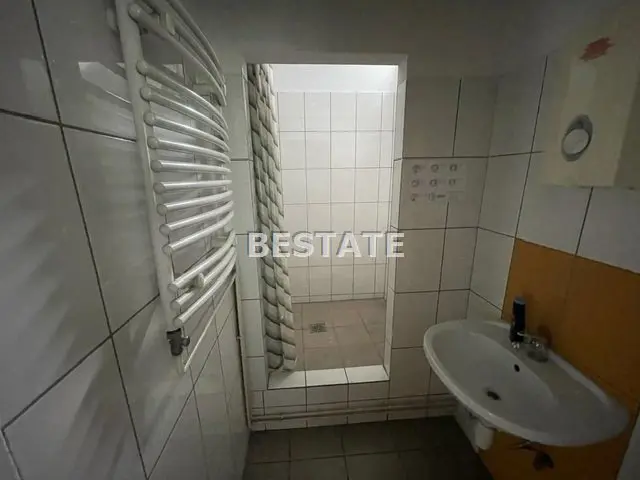 Lokal 70 m.kw. do wynajęcia, ul. Pabianicka