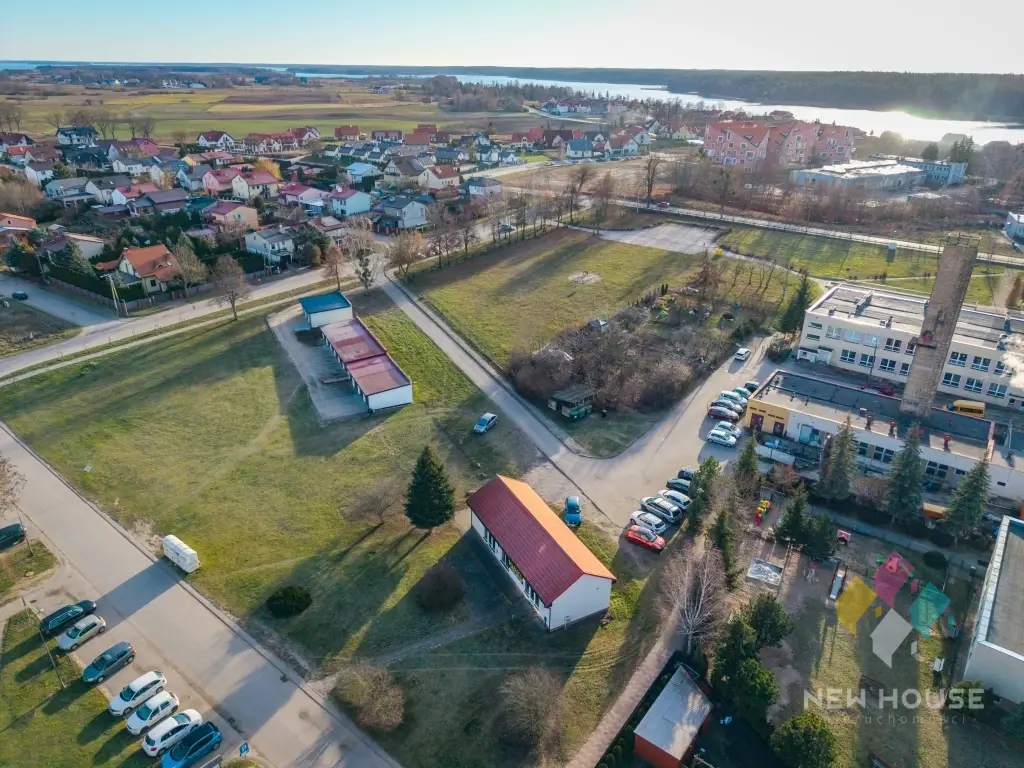 Mikołajki, obiekt wolnostojący, parterowy