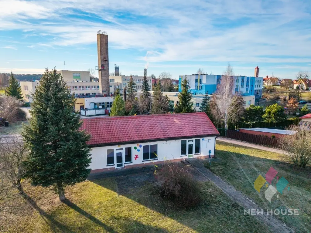 Mikołajki, obiekt wolnostojący, parterowy
