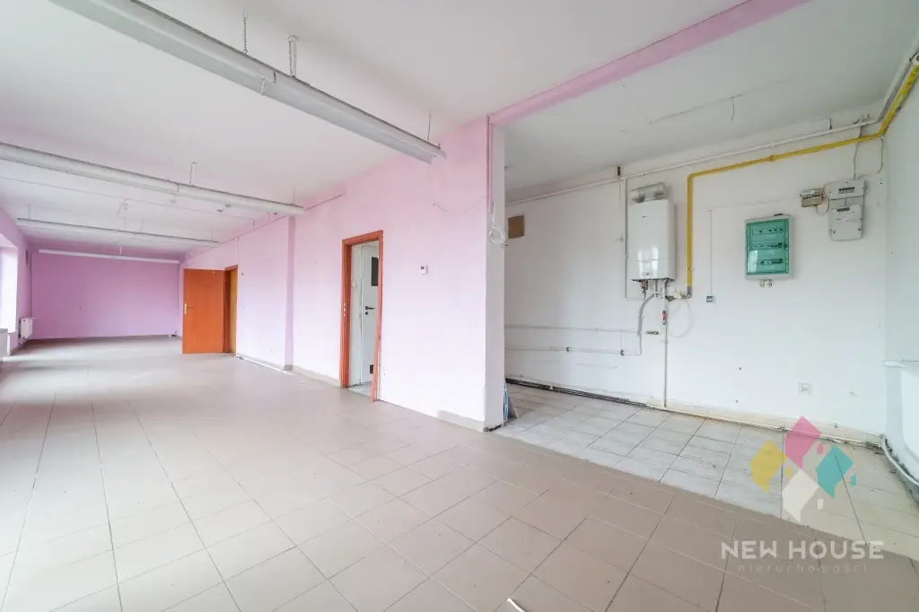 Mikołajki, obiekt wolnostojący, parterowy