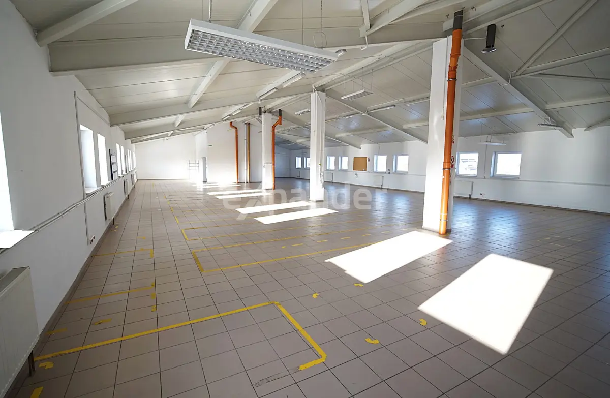 Budynek magazynowo - biurowy, 1284m2, Załęże