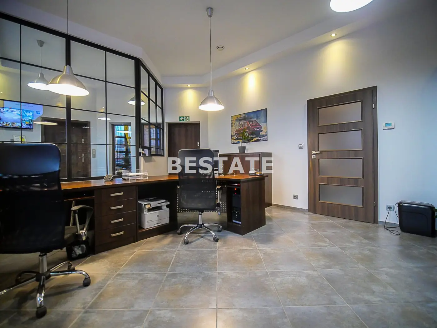 Lokal handlowy z powierzchnią magazynową