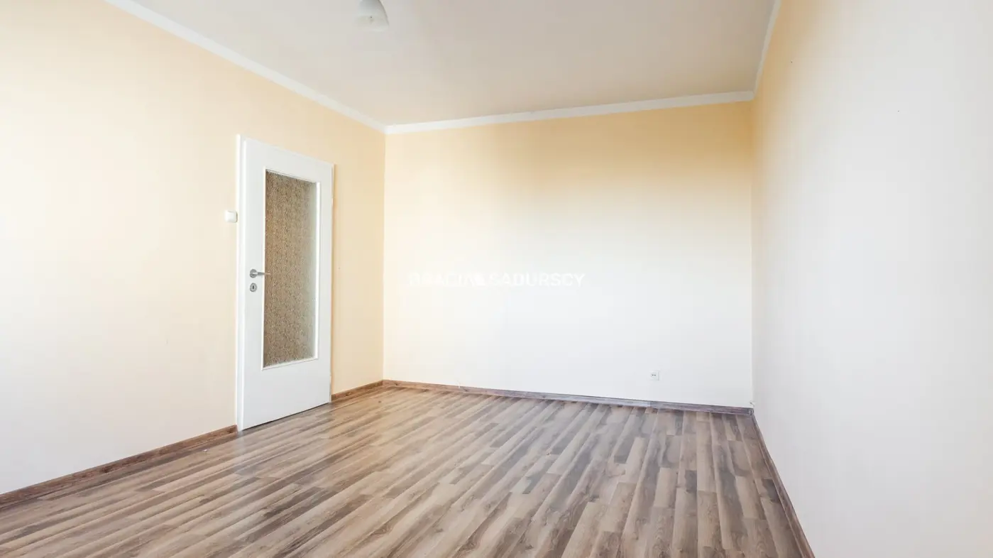 2-pok mieszkanie os Kombatantów/2niezal pokoje