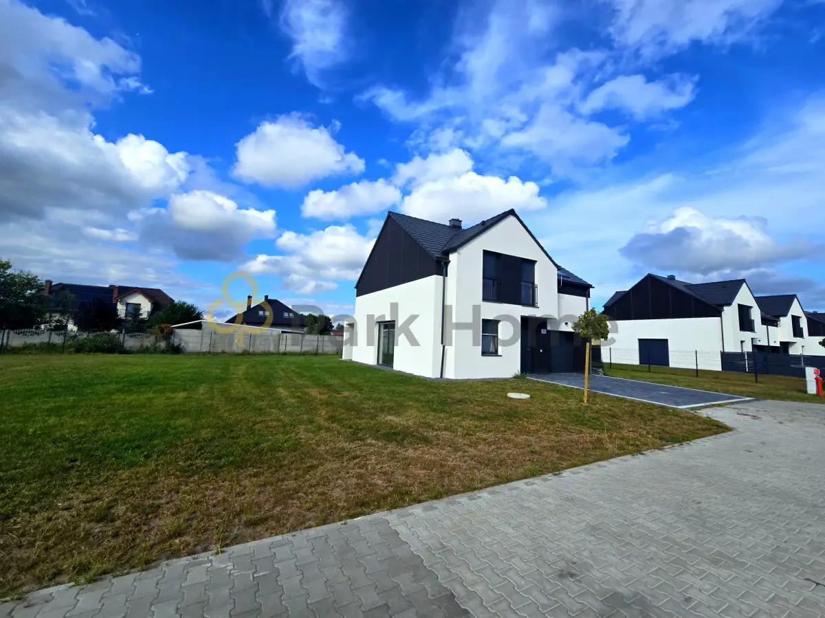 Dom, 5 pokoi 136 m² na sprzedaż - Rawicz