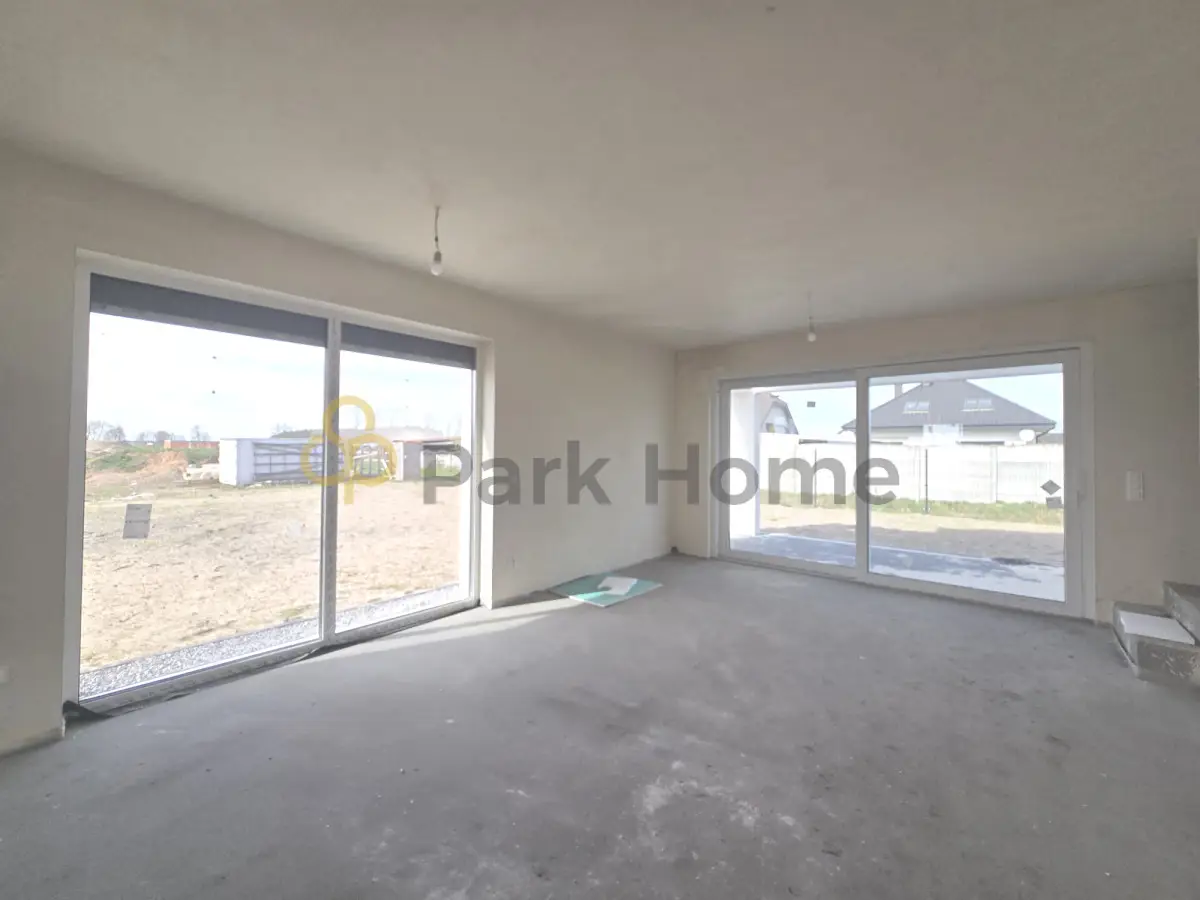 Dom, 5 pokoi 136 m² na sprzedaż - Rawicz