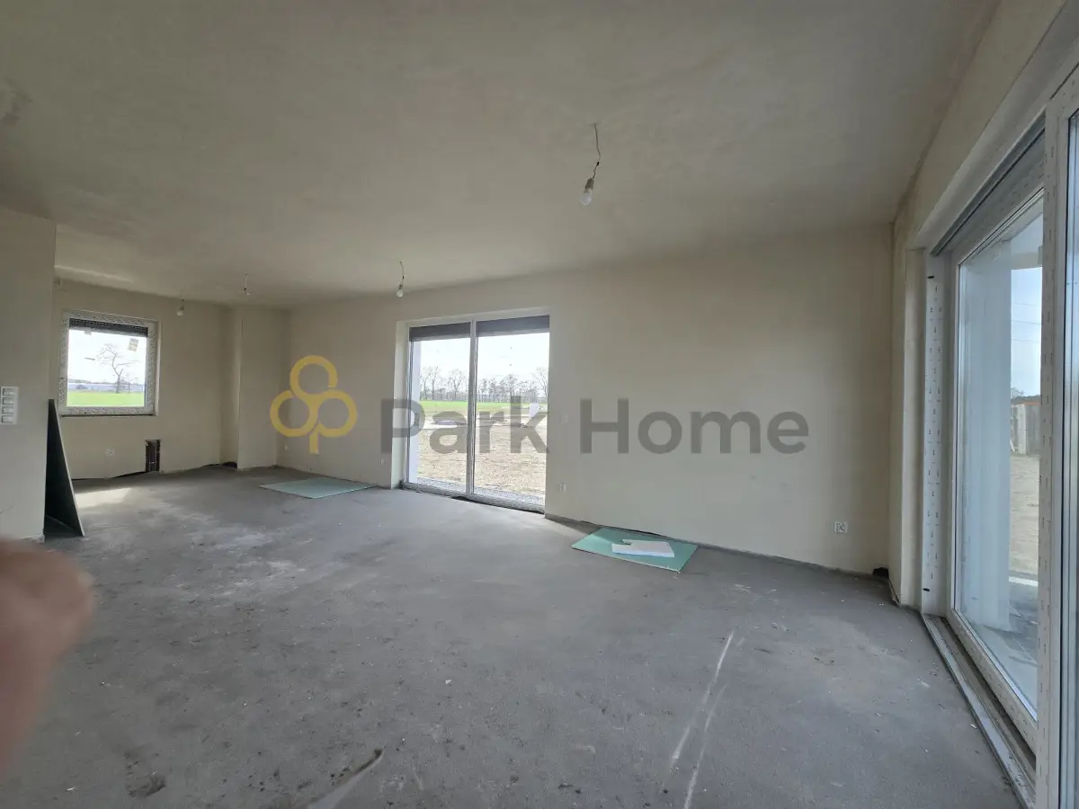 Dom, 5 pokoi 136 m² na sprzedaż - Rawicz