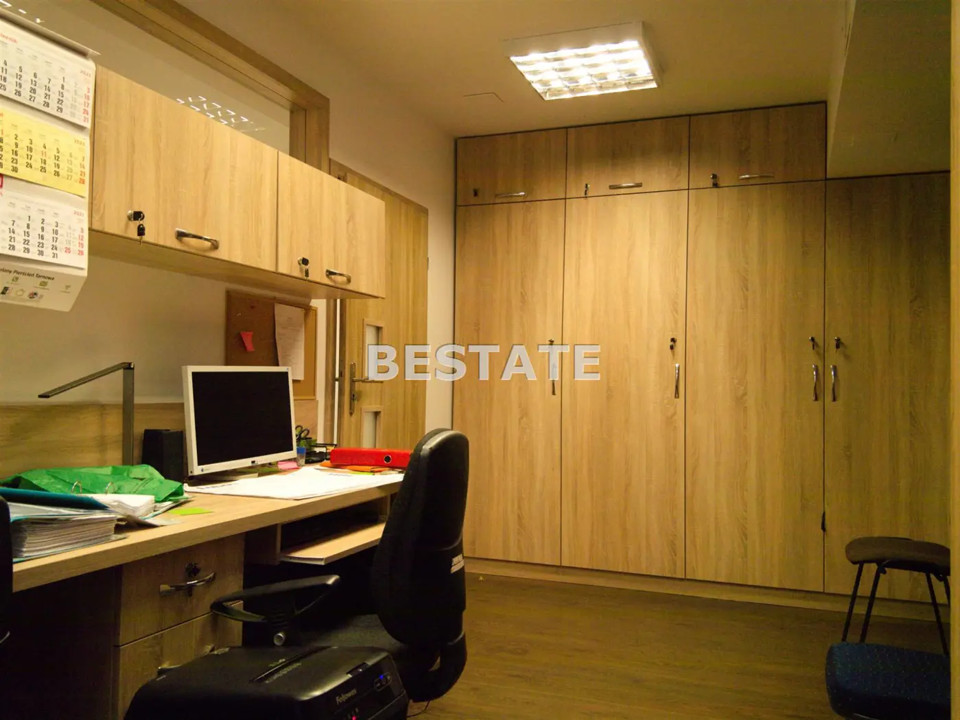 Lokal użytkowy do wynajęcia, 90m2