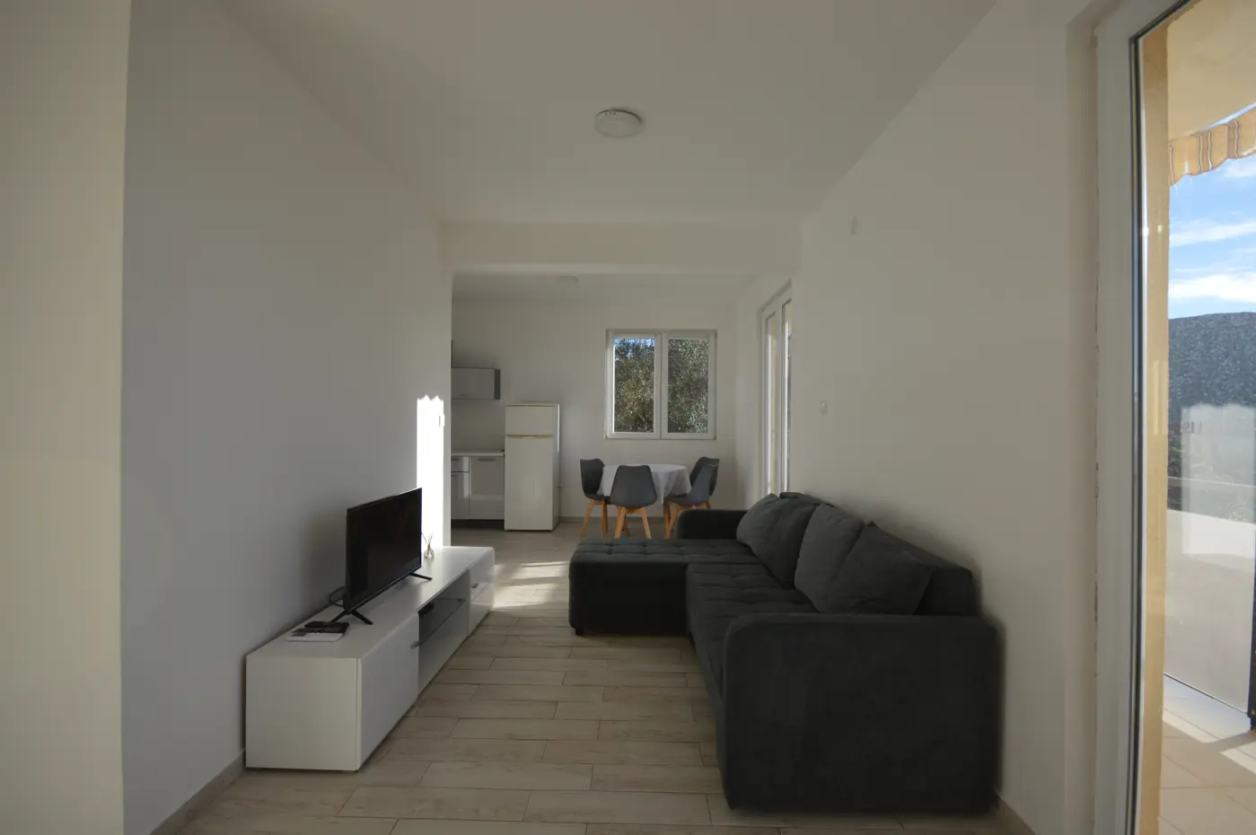 Mieszkanie z 1 sypialnią w nowym budynku z widokiem na morze w Kumbor