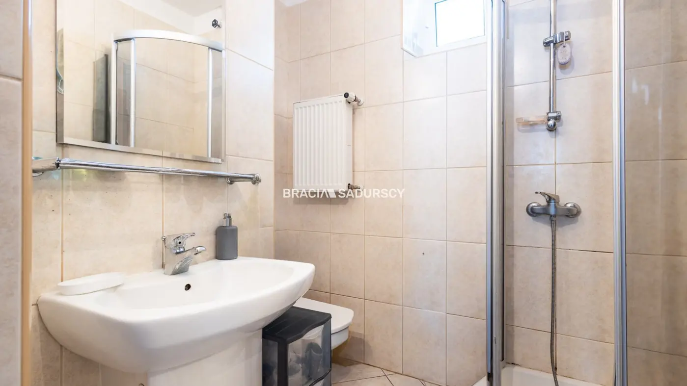 Wolnostojący dom w znakomitej lokalizacji