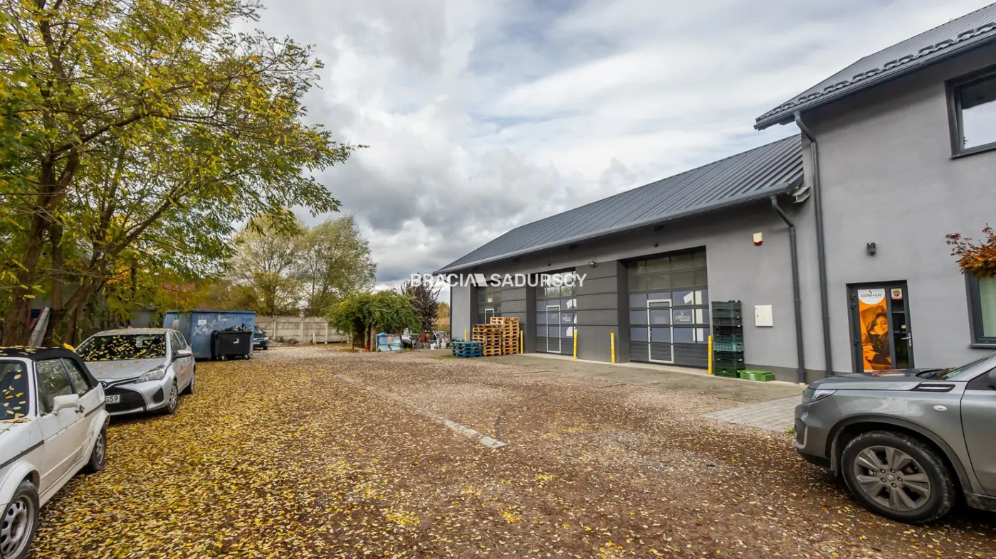 Nieruchomość inwestycyjna-dwie hale dom