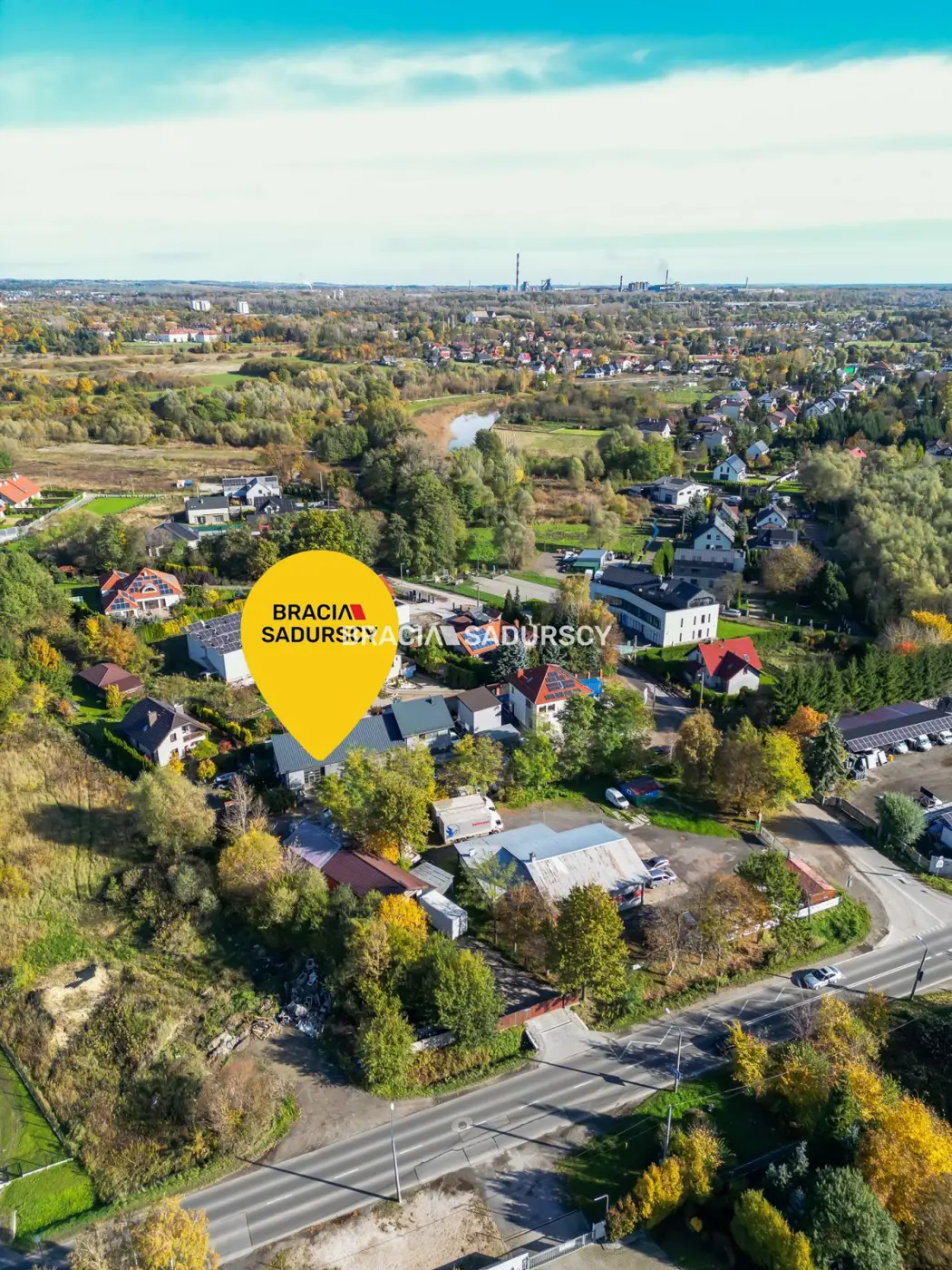 Nieruchomość inwestycyjna-dwie hale dom