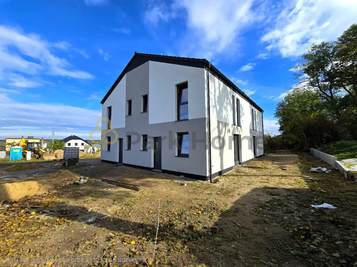 Ostatni dom w tej cenie Z widokiem na jeziora