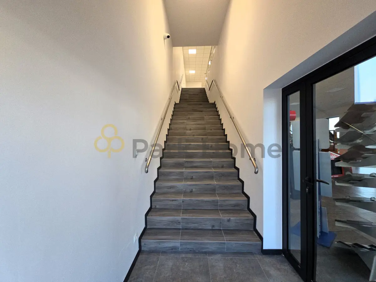 Lokal użytkowy 20 m² do wynajęcia, Leszno