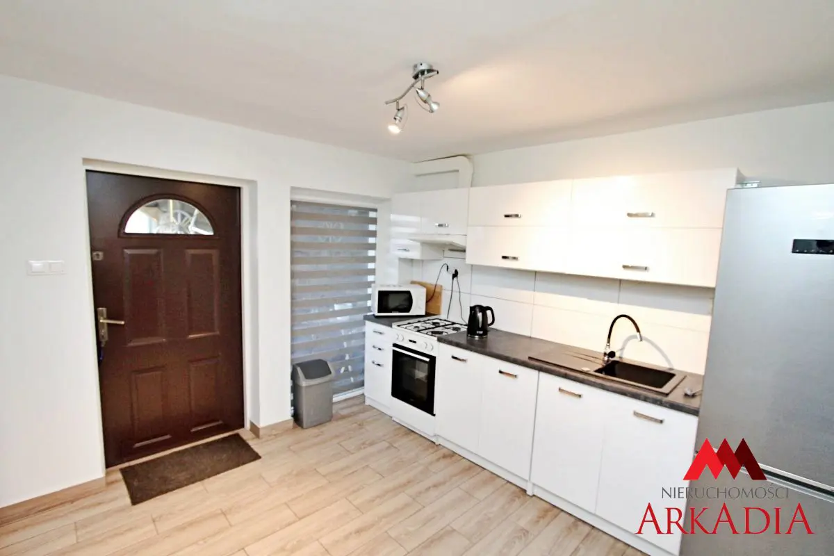 niewielki dom na wynajem , 2 pokoje Zazamcze