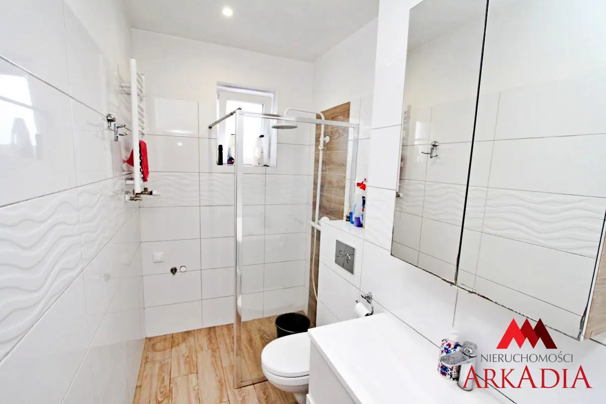 niewielki dom na wynajem , 2 pokoje Zazamcze