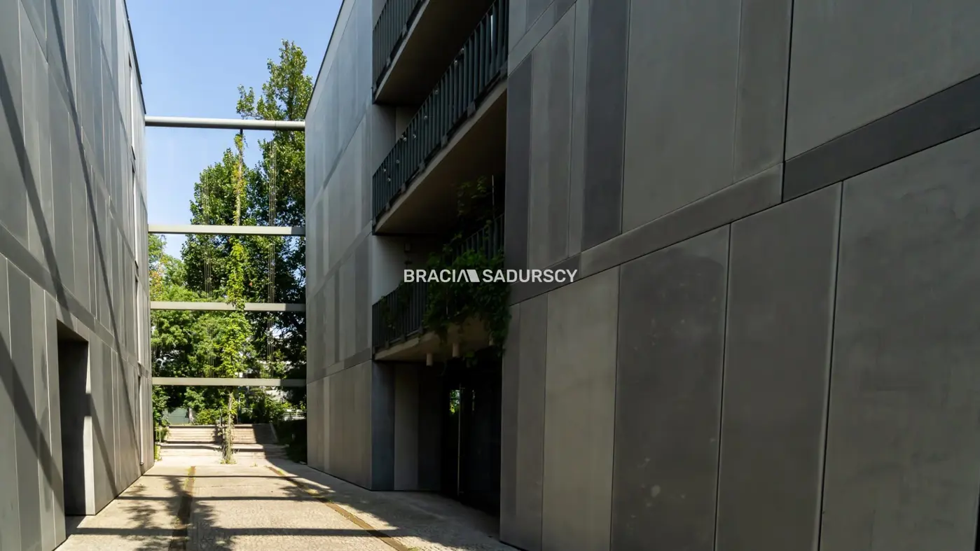 Lokal handlowy/biurowy 100m2/ parter/ul.Piastowska