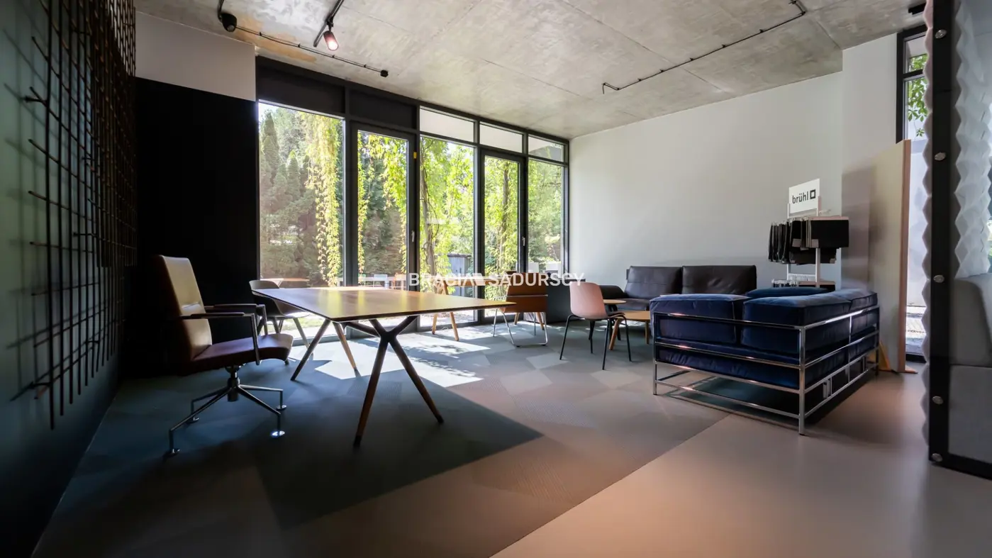 Lokal handlowy/biurowy 100m2/ parter/ul.Piastowska