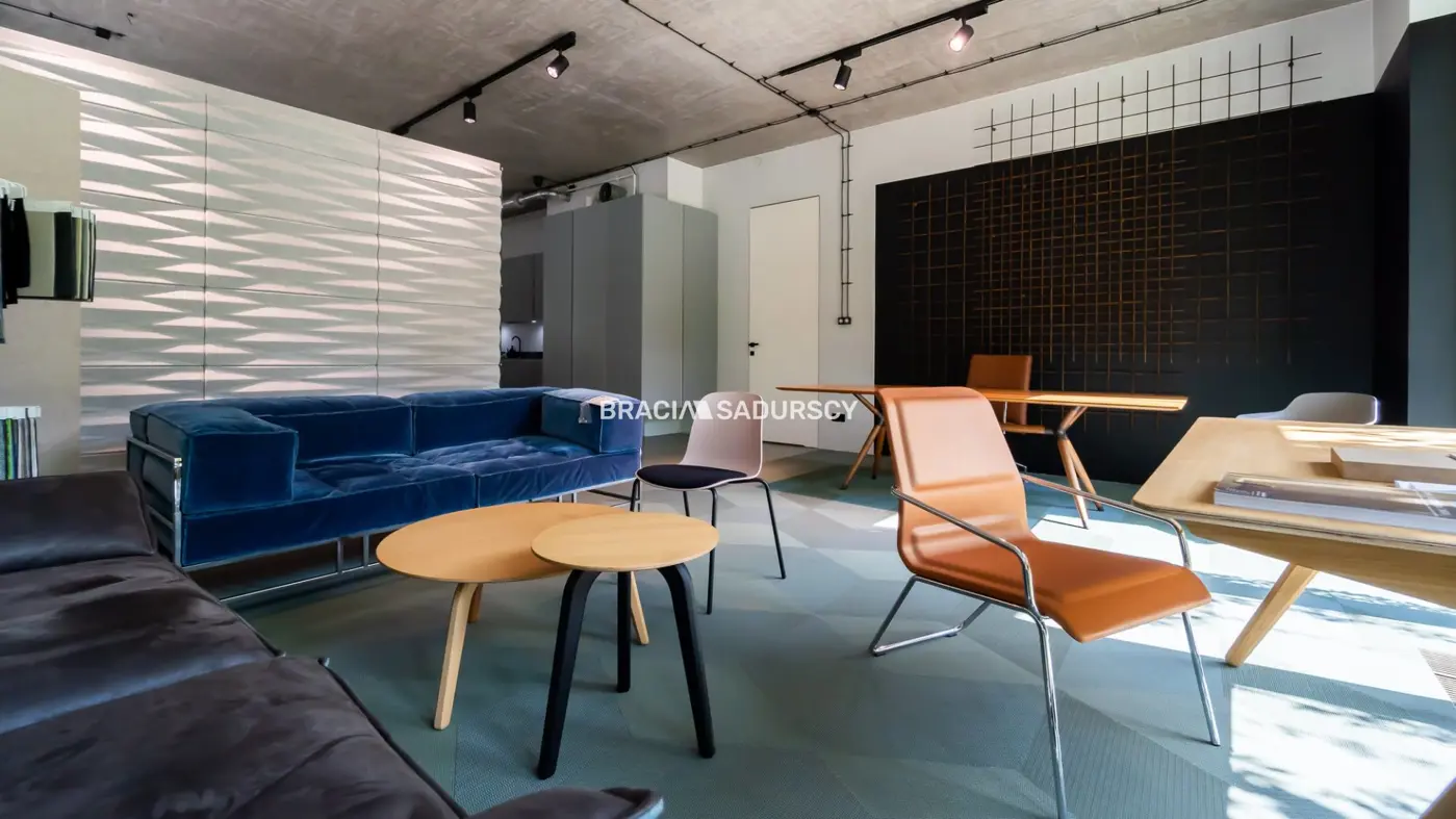 Lokal handlowy/biurowy 100m2/ parter/ul.Piastowska