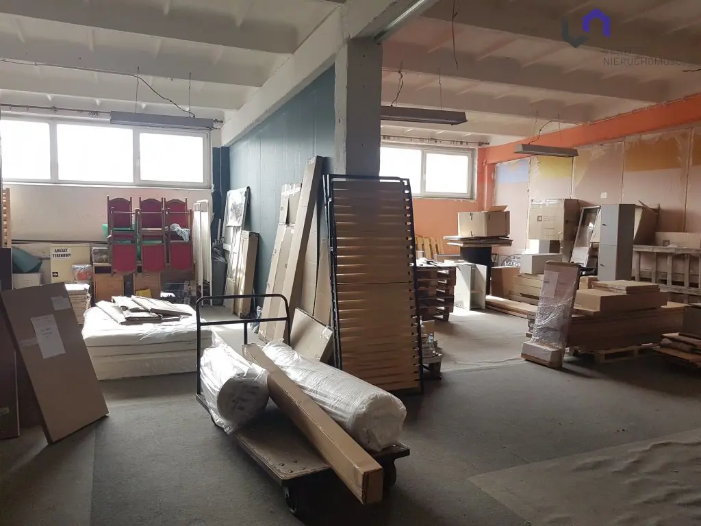 Lokal użytkowy do wynajęcia, 290m2