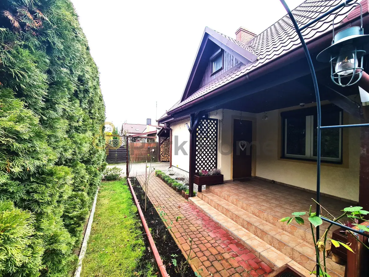 Dom, 4 pokoje 84 m² na sprzedaż - Nowy Dębiec