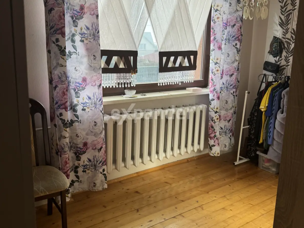 Dom z możliwością prowadzenia działalności