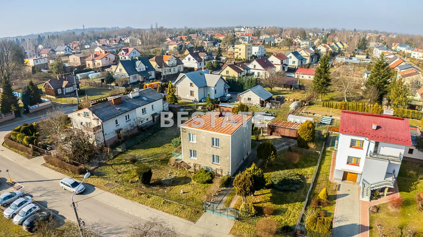 Dom w Mościcach - 13,67 ar działki