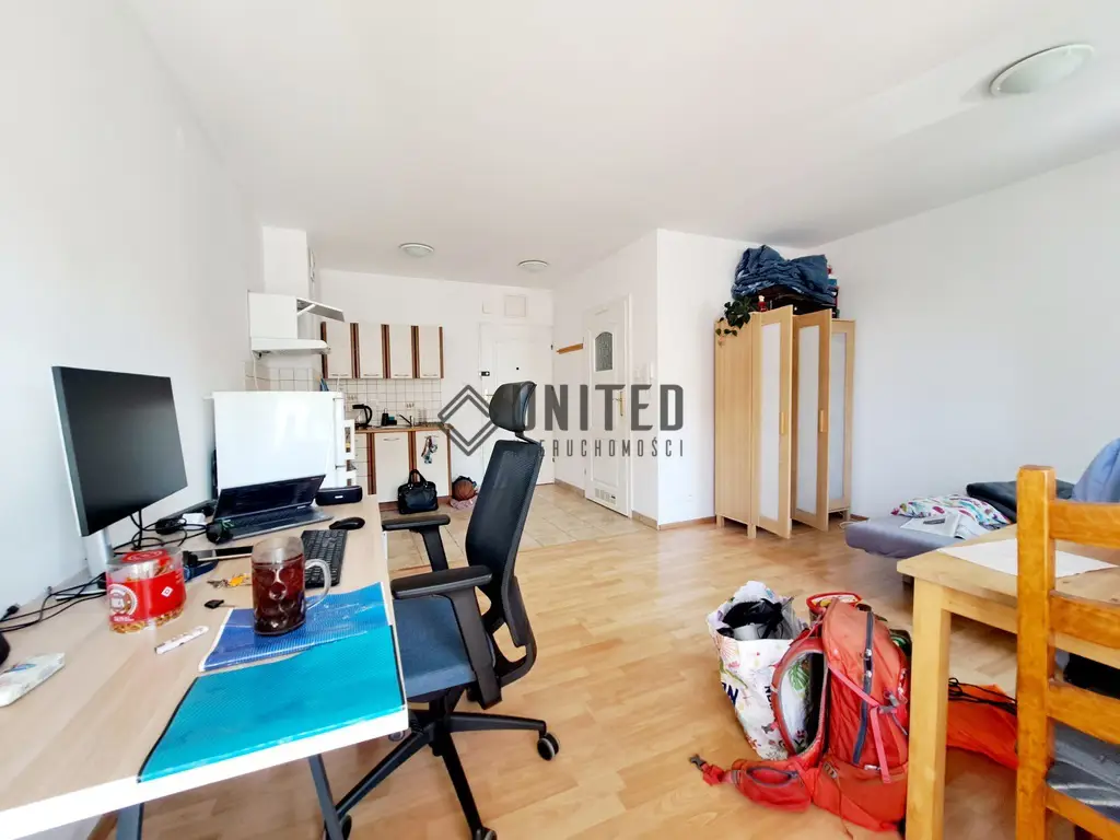 W okolicy ul. Nowowiejskiej Balkon/Piwnica