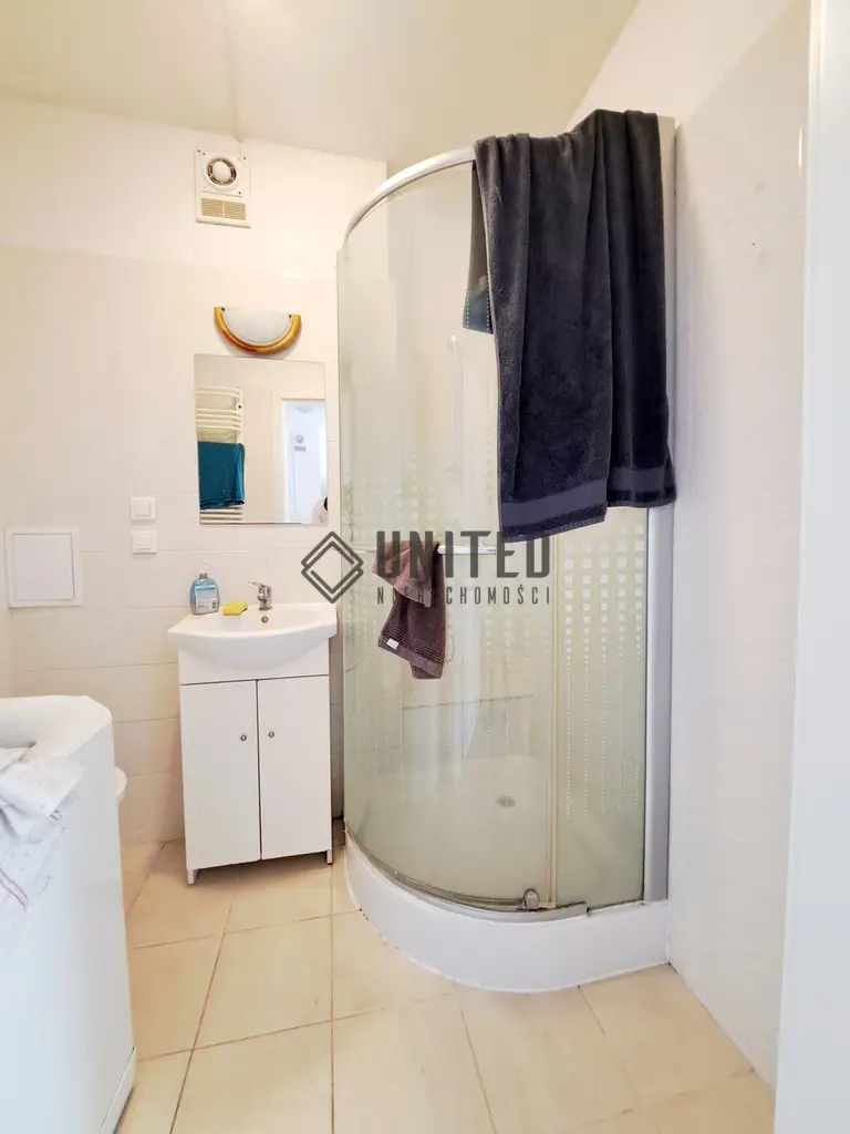 W okolicy ul. Nowowiejskiej Balkon/Piwnica