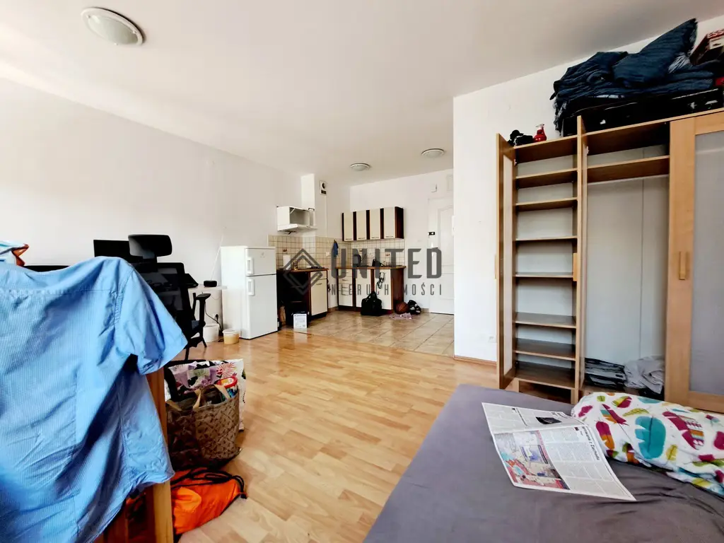 W okolicy ul. Nowowiejskiej Balkon/Piwnica