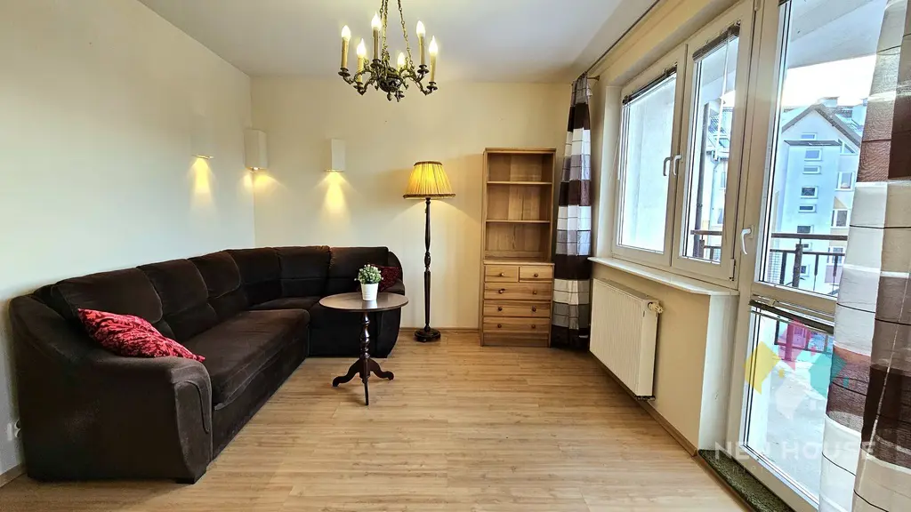 Jaroty, rozkładowe, 3 pok., balkon, parking