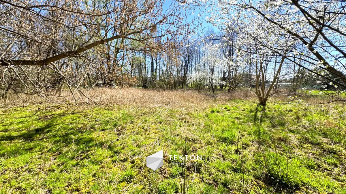 Działka 1 800 m2 | WZ | Woda Prąd Gaz